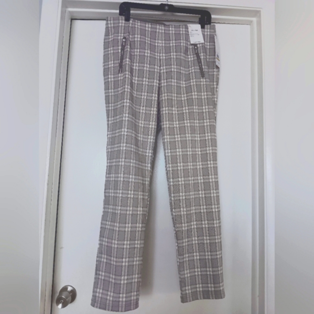 Calvin Klein  Plaid Elastic Waist Slim-Leg Ankle Pants. Size 14